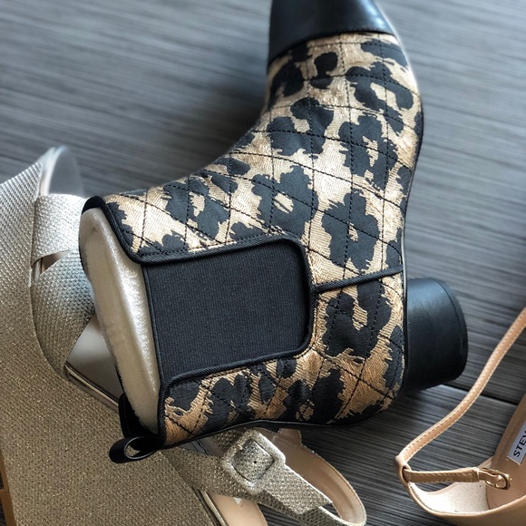 BUNDLE OF 3 NWT pair Of Women’s Shoes boots/sandal - Picture 3 of 5